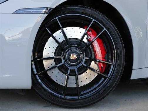 2022 Porsche 911 Targa 4 GTS