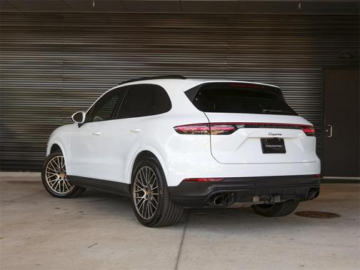 2022 Porsche Cayenne