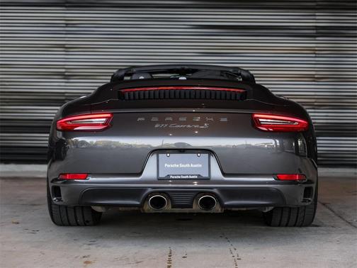 2017 Porsche 911 Carrera S