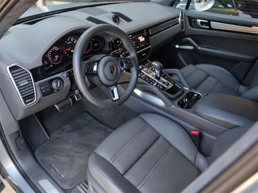 2022 Porsche Cayenne Turbo