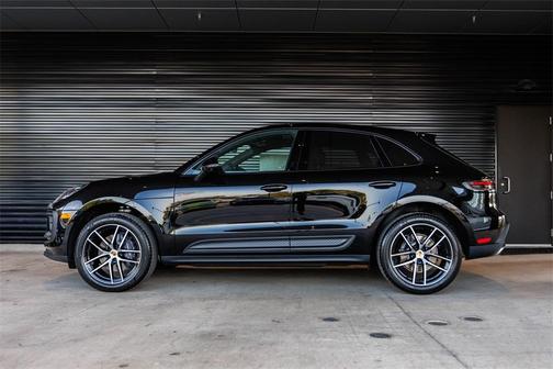 2025 Porsche Macan T