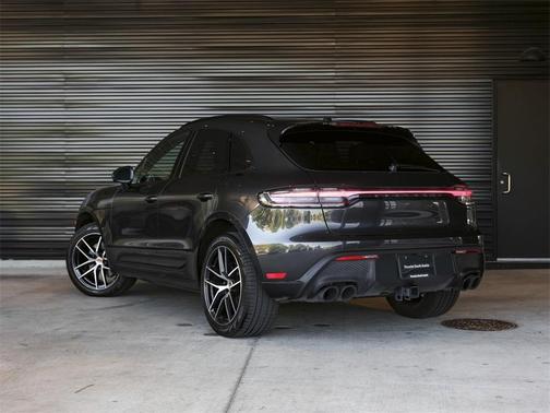 2023 Porsche Macan 