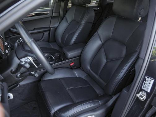 2023 Porsche Macan 