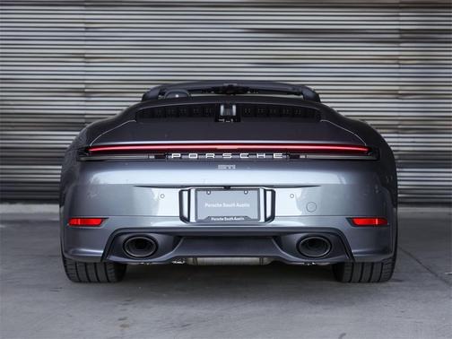 2025 Porsche 911 Carrera S