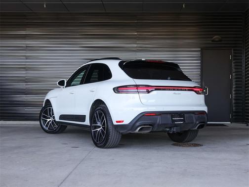 2024 Porsche Macan