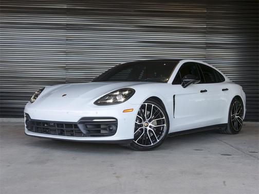 2023 Porsche Panamera 4S