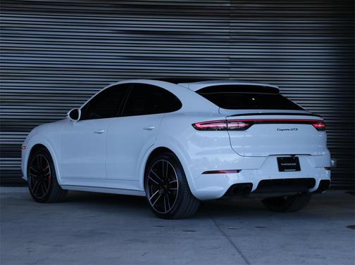 2023 Porsche Cayenne GTS