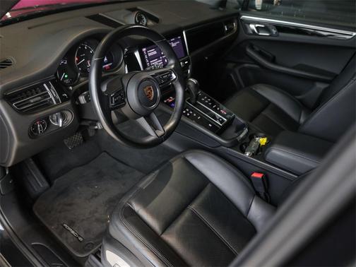 2023 Porsche Macan