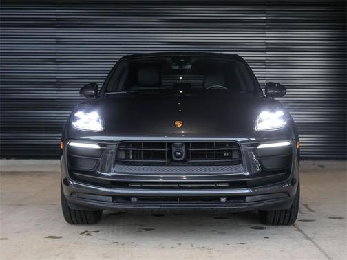 2023 Porsche Macan