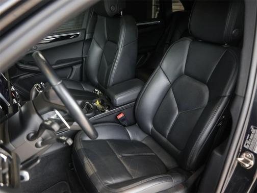 2023 Porsche Macan