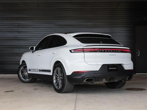 2024 Porsche Cayenne AWD