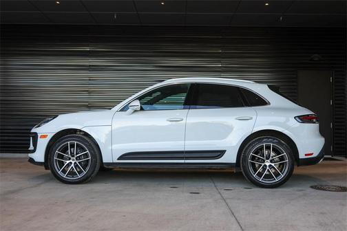 2025 Porsche Macan T