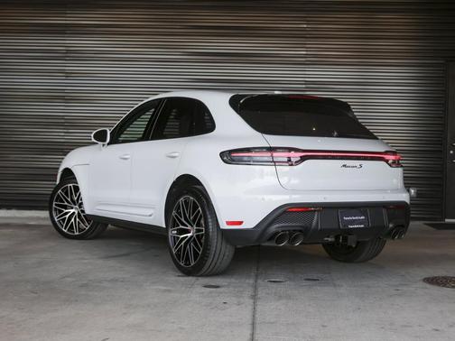 2026 Porsche Macan S