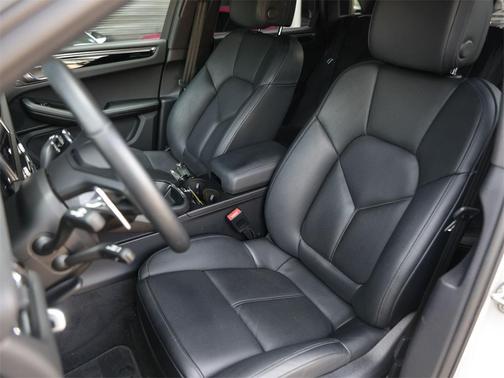 2024 Porsche Macan