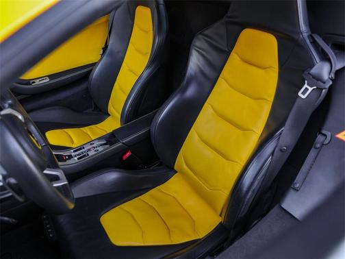 2013 McLaren MP4-12C Base