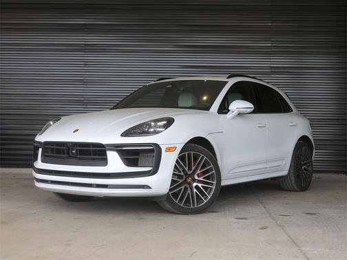 2023 Porsche Macan S