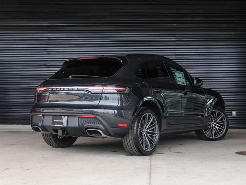2025 Porsche Macan 