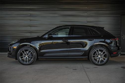 2025 Porsche Macan T