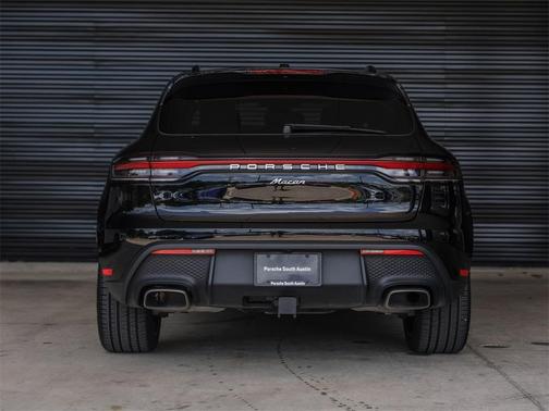2025 Porsche Macan T