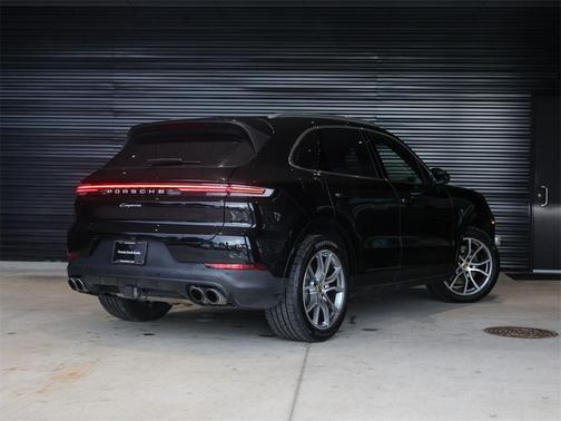 2024 Porsche Cayenne Base