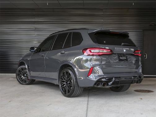2022 BMW X5 M Base