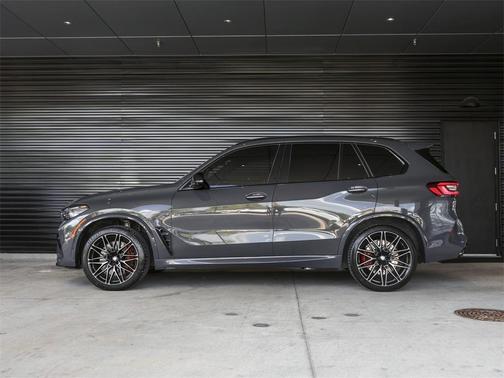 2022 BMW X5 M Base