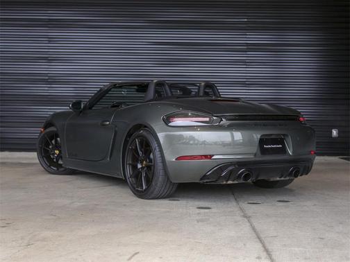 2025 Porsche 718 Boxster GTS 4.0