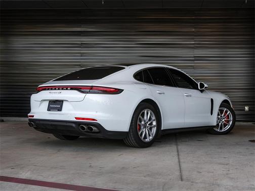 2023 Porsche Panamera 4S