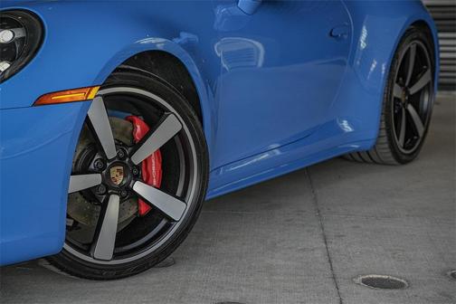 2024 Porsche 911 Targa 4S