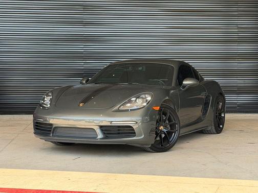 Aventurine Green Metallic 2024 Porsche 718 Cayman Style Edition