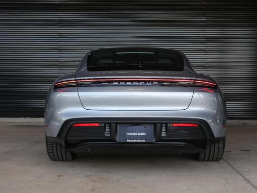 2025 Porsche Taycan Base