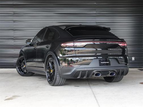 2023 Porsche Cayenne Turbo GT