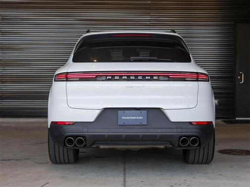 2024 Porsche Cayenne S