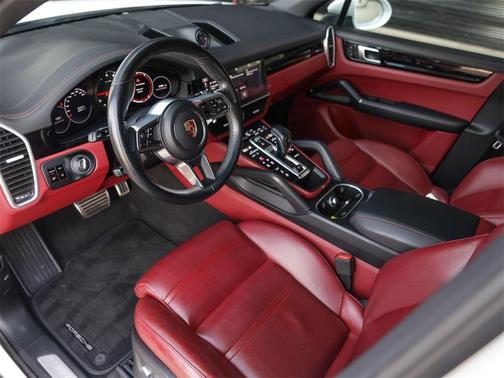 2019 Porsche Cayenne S