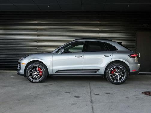2024 Porsche Macan S