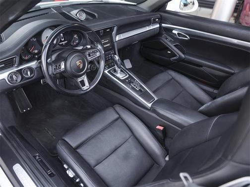 2017 Porsche 911 Carrera S