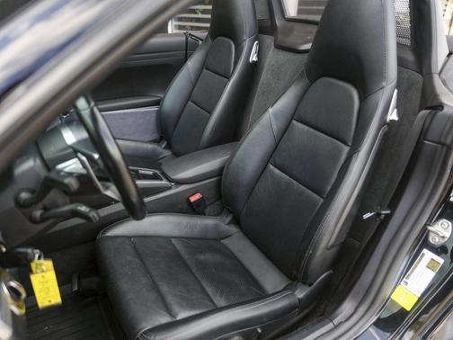 Jet Black Metallic 2017 Porsche 718 Boxster Base