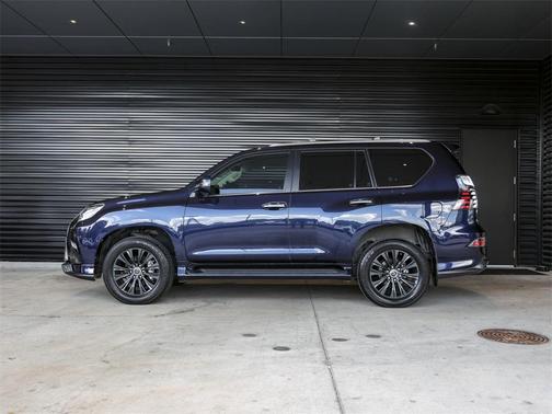 2023 Lexus GX 460 Base