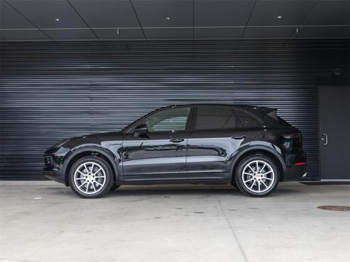 2023 Porsche Cayenne