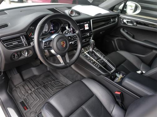 2021 Porsche Macan S