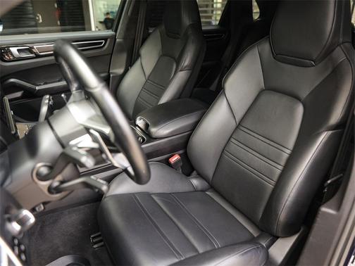 2021 Porsche Cayenne GTS