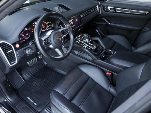 2022 Porsche Cayenne GTS