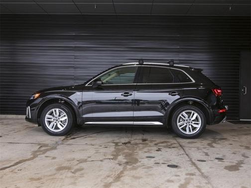 2022 Audi Q5 45 S line quattro Premium