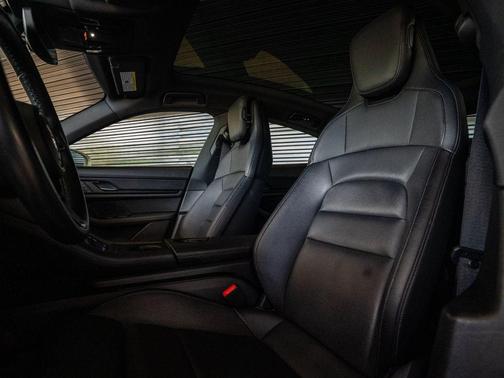 White 2023 Porsche Taycan Base