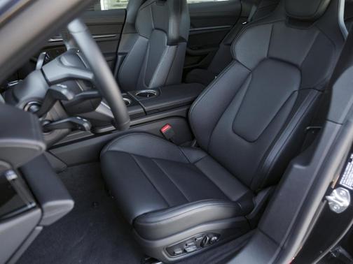 2025 Porsche Taycan Base
