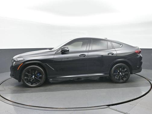 Black Sapphire Metallic 2024 BMW X6 xDrive40i