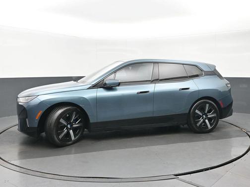 2022 BMW iX xDrive50