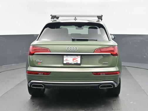 2022 Audi Q5 45 S line Premium Plus