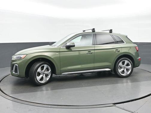 2022 Audi Q5 45 S line Premium Plus