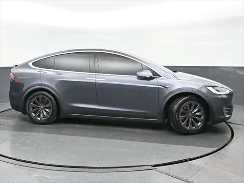 2019 Tesla Model X 75D